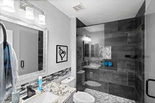 11537 W Gnatcatcher Ln, Surprise, AZ 85378 - Photo 28