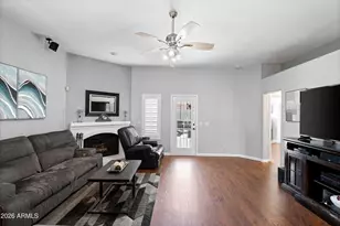 11537 W Gnatcatcher Ln, Surprise, AZ 85378 - Photo 10