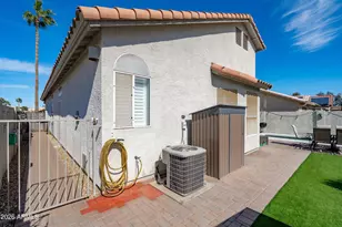 11537 W Gnatcatcher Ln, Surprise, AZ 85378 - Photo 36