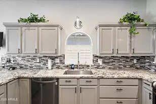 11537 W Gnatcatcher Ln, Surprise, AZ 85378 - Photo 20