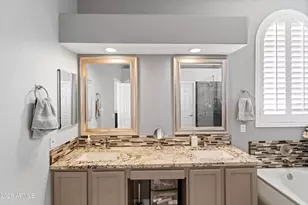 11537 W Gnatcatcher Ln, Surprise, AZ 85378 - Photo 24