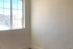 12626 W Paradise Dr, El Mirage, AZ 85335 - Photo 14