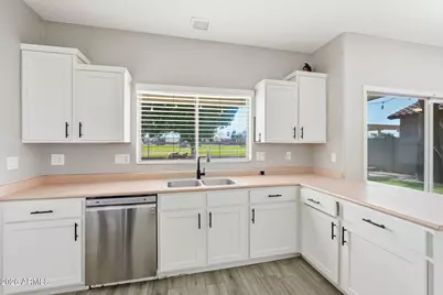 12825 W Whitton Avenue, Avondale, AZ 85392 - Photo 12