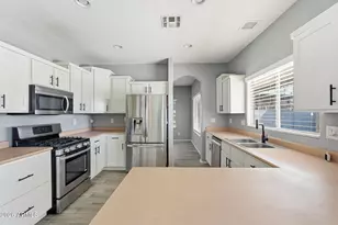 12825 W Whitton Ave, Avondale, AZ 85392 - Photo 10