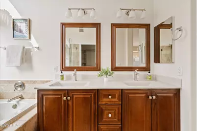 3861 E Olive Avenue, Gilbert, AZ 85234 - Photo 22