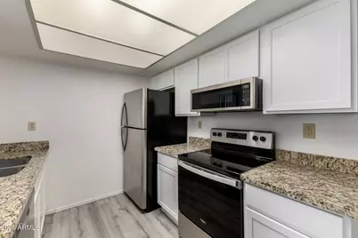 6480 N 82nd Street #2233, Scottsdale, AZ 85250 - Photo 12