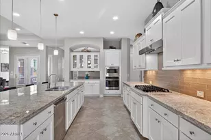 18107 W Acacia Dr, Goodyear, AZ 85338 - Photo 24