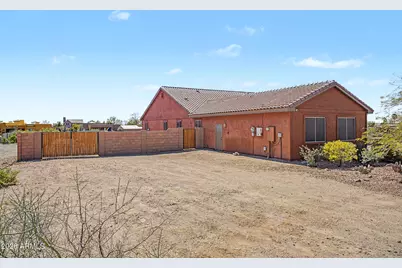 5107 E 14th Avenue, Apache Junction, AZ 85119 - Photo 2