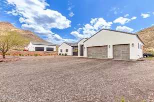 1809 E Mariola Way, Phoenix, AZ 85086 - Photo 2