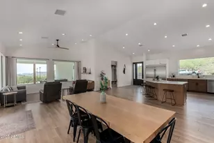 1809 E Mariola Way, Phoenix, AZ 85086 - Photo 10