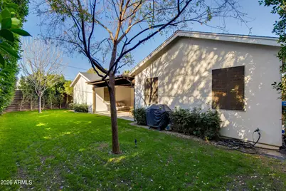 3247 E Sells Drive, Phoenix, AZ 85018 - Photo 22