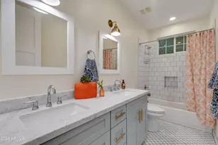 3247 E Sells Dr, Phoenix, AZ 85018 - Photo 16