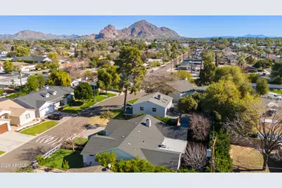 3247 E Sells Drive, Phoenix, AZ 85018 - Photo 22