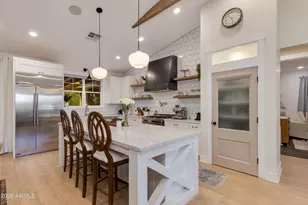 3247 E Sells Dr, Phoenix, AZ 85018 - Photo 6