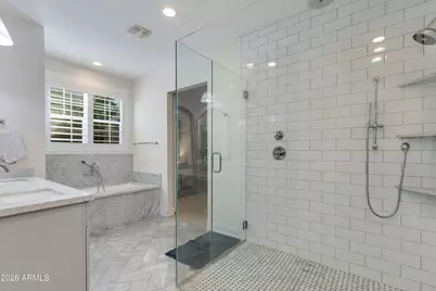 3247 E Sells Drive, Phoenix, AZ 85018 - Photo 12