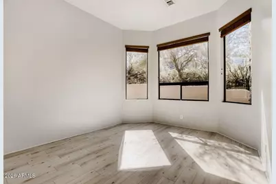 1642 W Mandalay Lane, Phoenix, AZ 85023 - Photo 4