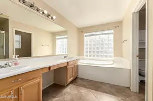 12436 N 150th Ln, Surprise, AZ 85379 - Photo 24