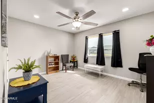 19226 N Signal Butte Cir, Sun City, AZ 85373 - Photo 20