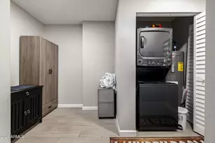 19226 N Signal Butte Cir, Sun City, AZ 85373 - Photo 22