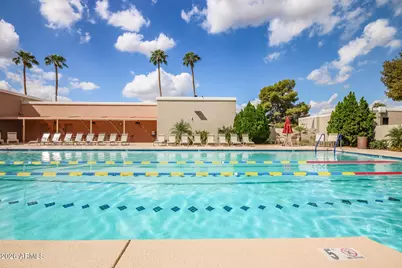 19226 N Signal Butte Circle, Sun City, AZ 85373 - Photo 32