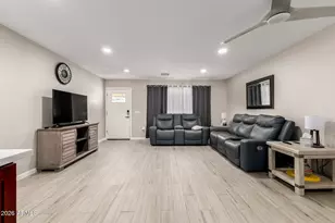 19226 N Signal Butte Cir, Sun City, AZ 85373 - Photo 6