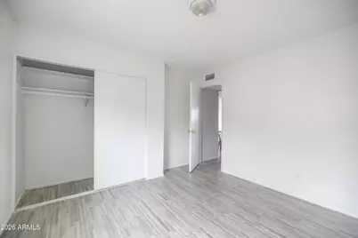 5820 W Claremont Street, Glendale, AZ 85301 - Photo 8