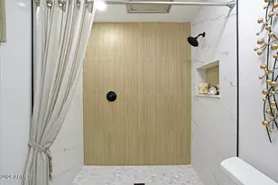 7805 E Coolidge St, Scottsdale, AZ 85251 - Photo 20