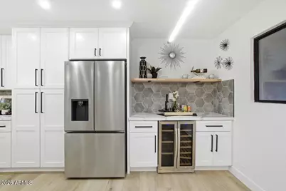 7805 E Coolidge Street, Scottsdale, AZ 85251 - Photo 8