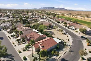 97 N Montoro Ln, Casa Grande, AZ 85194 - Photo 4