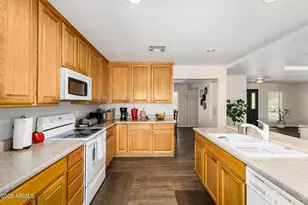 15855 W Morning Vista Ln, Surprise, AZ 85387 - Photo 12