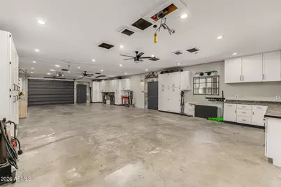 2249 W Windrose Drive, Phoenix, AZ 85029 - Photo 48