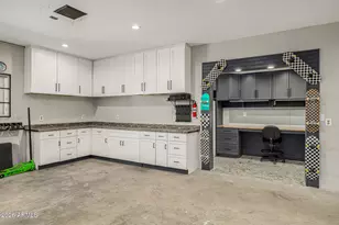 2249 W Windrose Dr, Phoenix, AZ 85029 - Photo 44