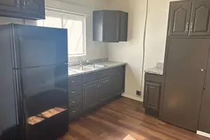 2013 W Adams St, Phoenix, AZ 85009 - Photo 12