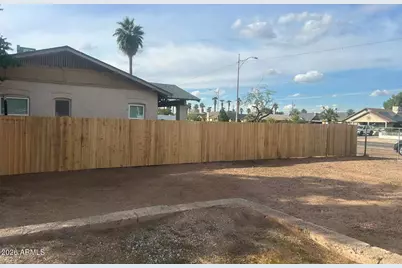 2013 W Adams Street, Phoenix, AZ 85009 - Photo 14