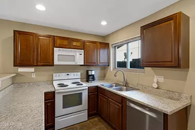 1127 W Grovers Avenue, Phoenix, AZ 85023 - Photo 10