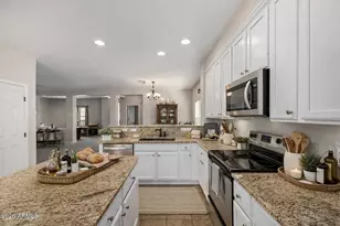 4109 E Devon Dr, Gilbert, AZ 85296 - Photo 8