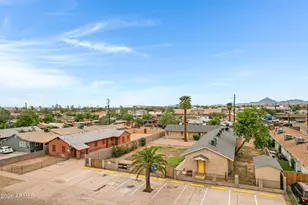 2238 E Taylor St, Phoenix, AZ 85006 - Photo 2