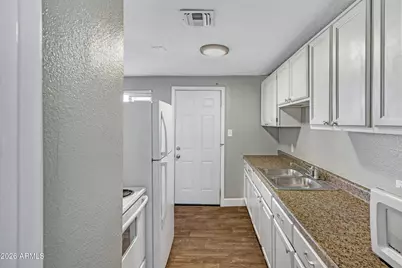 2238 E Taylor Street, Phoenix, AZ 85006 - Photo 16