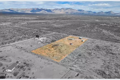 10072 S Shiloh Ranch Road, Hereford, AZ 85615 - Photo 2