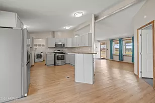 10072 S Shiloh Ranch Rd, Hereford, AZ 85615 - Photo 8