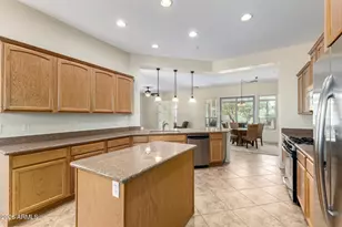 12887 W Fetlock Trail, Peoria, AZ 85383 - Photo 20