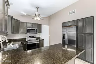 2421 N 125th Dr, Avondale, AZ 85392 - Photo 8