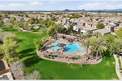 1965 W Busoni Place, Phoenix, AZ 85023 - Photo 2