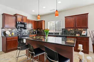 1965 W Busoni Pl, Phoenix, AZ 85023 - Photo 8