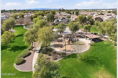 1965 W Busoni Place, Phoenix, AZ 85023 - Photo 38