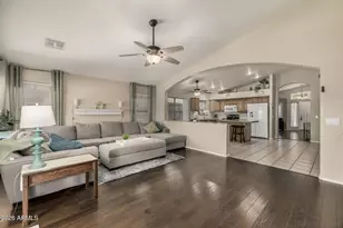 1634 E Carla Vista Dr, Gilbert, AZ 85295 - Photo 24