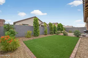 10218 W Piccadilly Rd, Avondale, AZ 85392 - Photo 24