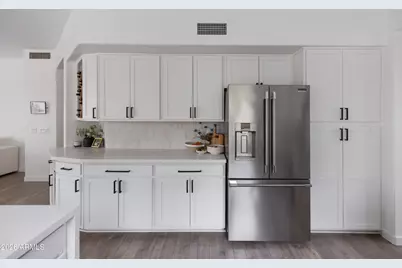 6735 E Gelding Drive, Scottsdale, AZ 85254 - Photo 24