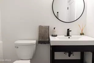 6735 E Gelding Dr, Scottsdale, AZ 85254 - Photo 34