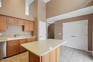 330 S Farmer Ave, Tempe, AZ 85281 - Photo 8